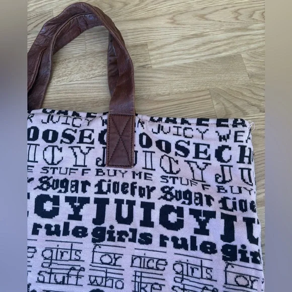 JUICY COUTURE Let Them Eat Couture Marie Antoinette Limited Edition Tote - Picture 2 of 5